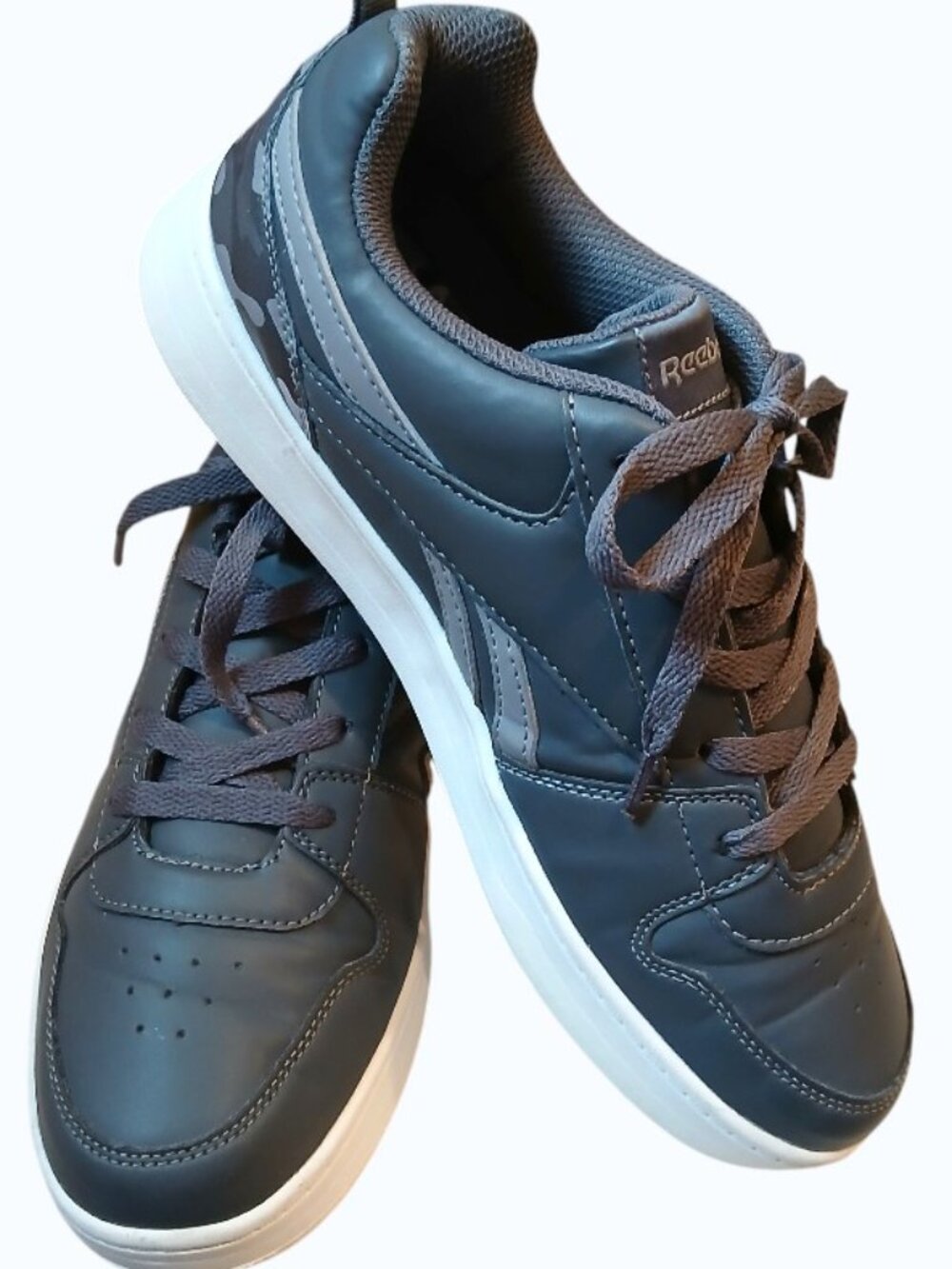 REEBOK Mens Gray Vegan Leather Lace Up Athletic Sneakers - EUC